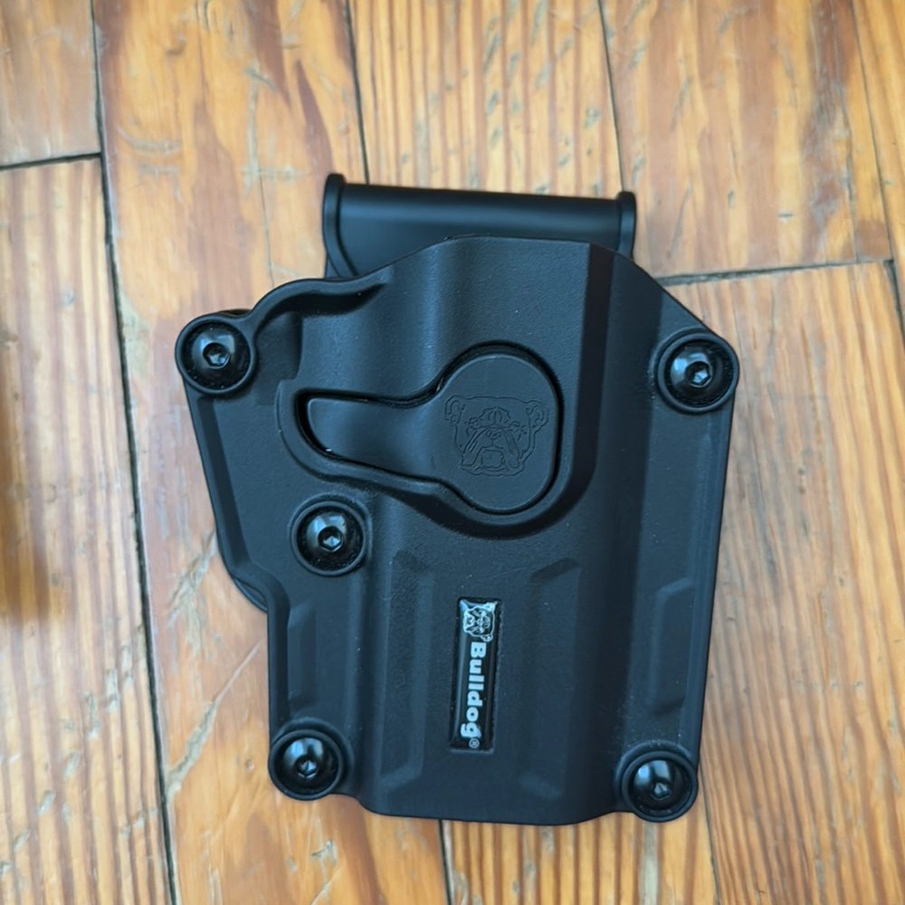 Bulldog FN509C holster outside waistband